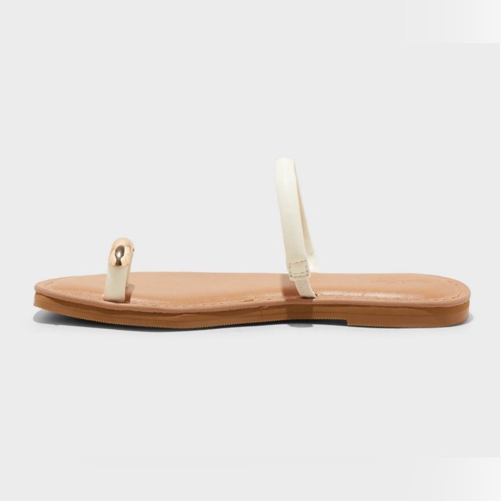 Universal Thread Thong Sandals - Picture 3 of 10